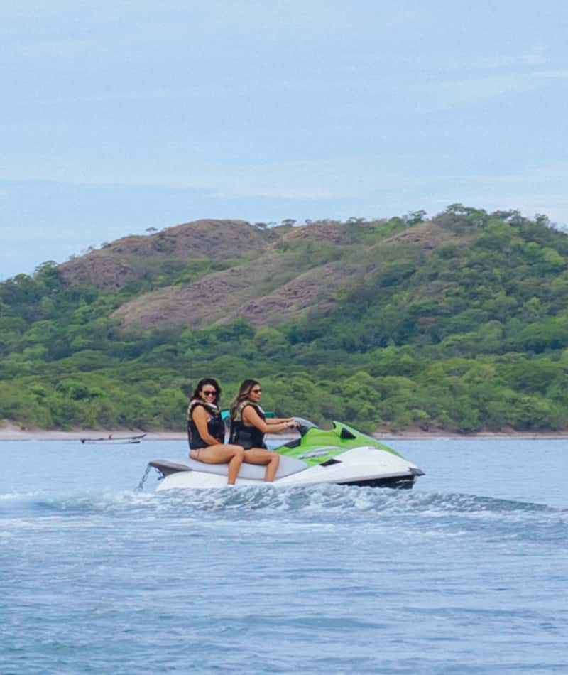 jet ski tour in Playa Conchal jet ski tour in Playa Conchal